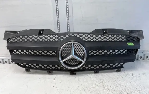 Mercedes-Benz Sprinter W906 Front bumper upper radiator grill A9068800285
