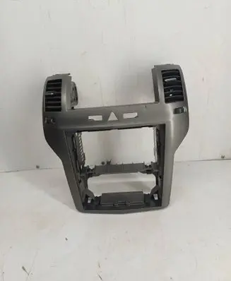 Opel Zafira B Radio/GPS head unit trim 13162556 331985437 13162545