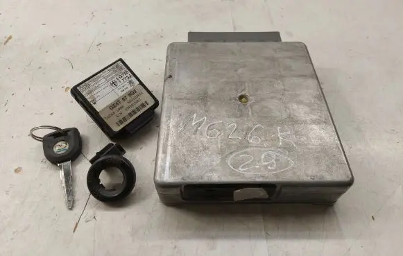Mazda 626 Engine ECU kit and lock set F7FF12A650FH FSJ318881H H23XH0X5551F