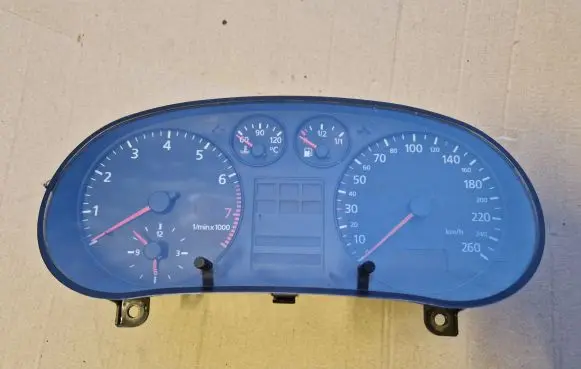 Audi A3 S3 8L Speedometer (instrument cluster) 8L0919860E