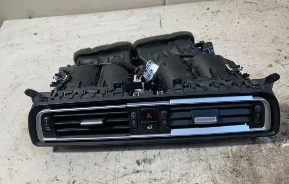 BMW 7 F01 F02 F03 F04 Dash center air vent grill 9115859