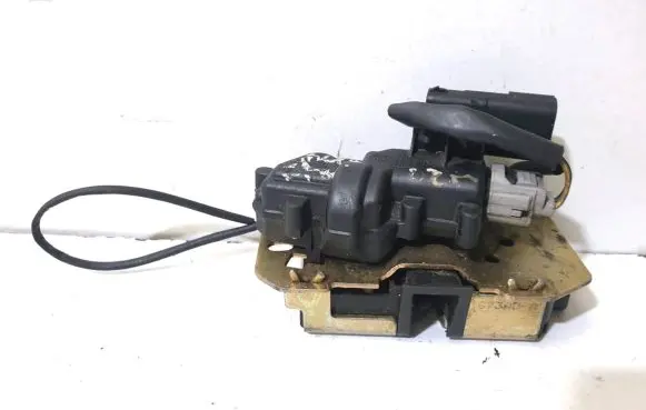 Chrysler Voyager Loading door lock 673ADA