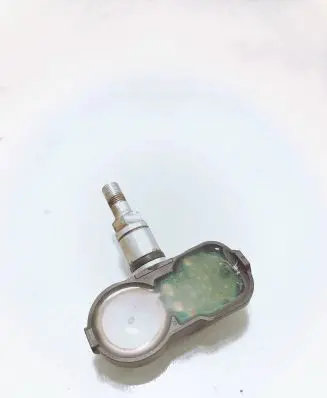 Nissan Juke I F15 Tire pressure sensor 158051394b 7510591 10r036201