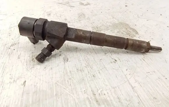 Opel Insignia A Fuel injector 7RY24I7AA 0445110327