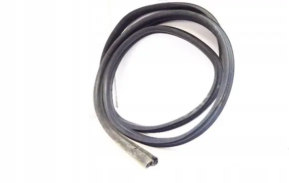 Citroen Xsara Picasso Rear door rubber seal (on body) 
