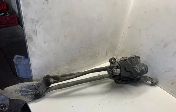 Mitsubishi Outlander Front wiper linkage 1593001051