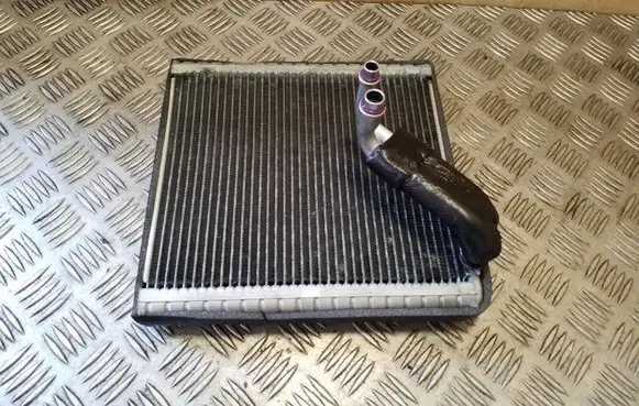Volkswagen PASSAT B8 A/C cooling radiator (condenser) 5Q2820105B