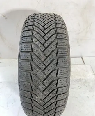 Audi A4 S4 B7 8E 8H R16 winter tire 