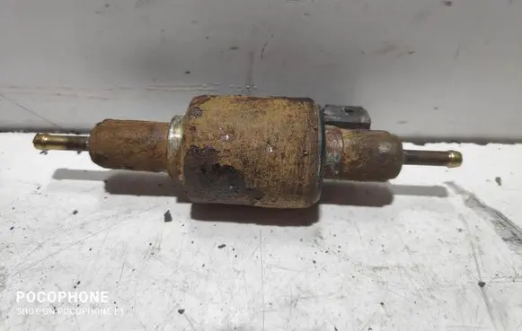 Volkswagen Phaeton Webasto auxiliary heater fuel pump 89372A