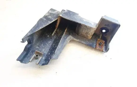 Volkswagen Jetta V Rear bumper mounting bracket 1K5807393A