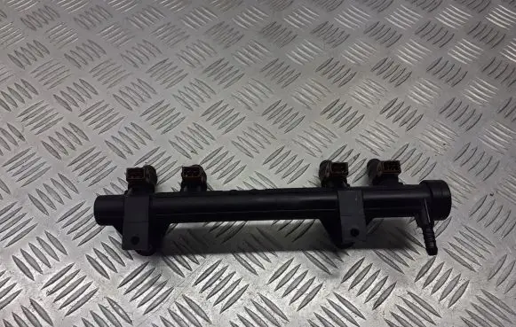 Skoda Fabia Mk1 (6Y) Fuel main line pipe