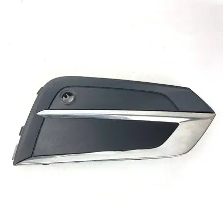 Front bumper splitter molding
