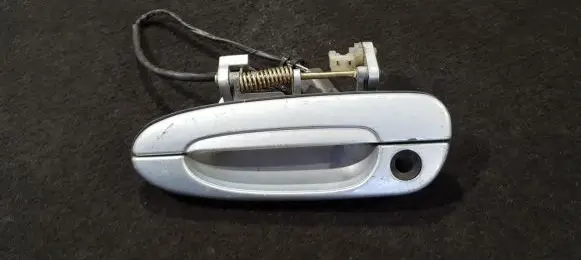 Mazda 626 Front door exterior handle