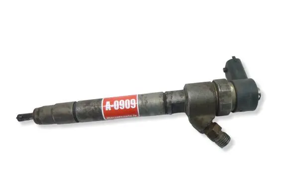 Volvo XC90 Fuel injector 30750283