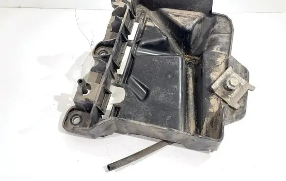 Skoda Fabia Mk3 (NJ) Battery bracket 6C0915331D