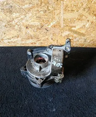 KIA Sorento Water pump