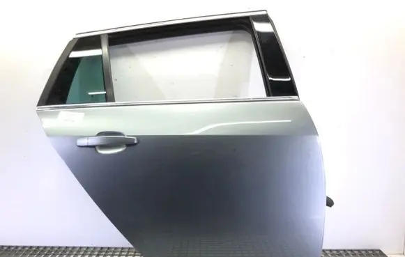 Rear door