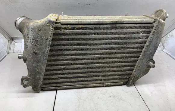 Audi A8 S8 D3 4E Intercooler radiator 4E0146806D
