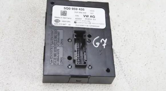 Volkswagen Golf VII Keyless (KESSY) go control unit/module 5Q0959435