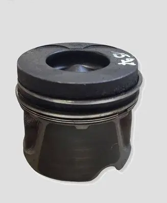 Mercedes-Benz E C207 W207 Piston 642836