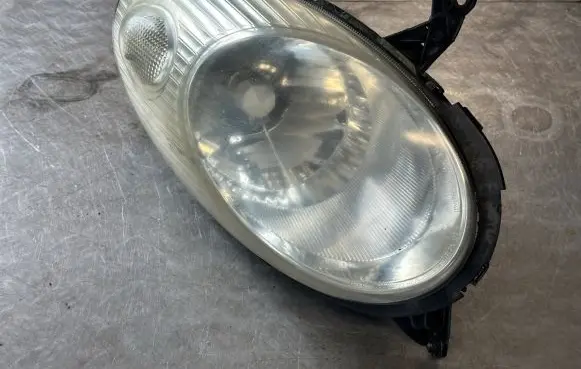 Nissan Micra Headlight/headlamp 082151194L