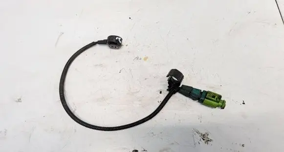 Skoda Octavia Mk2 (1Z) Detonation knock sensor 06E905377A