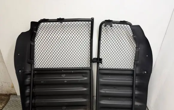Peugeot Partner Partition between cabin 