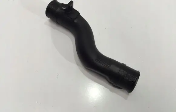 Land Rover Range Rover Sport L494 Engine coolant pipe/hose FPLA6K770C