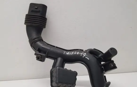 Renault Twingo III Air intake duct part 165559798R 8201402881