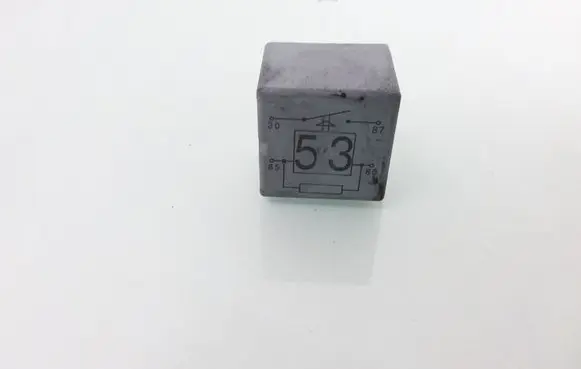 Volkswagen Touran I Other relay 141951253B