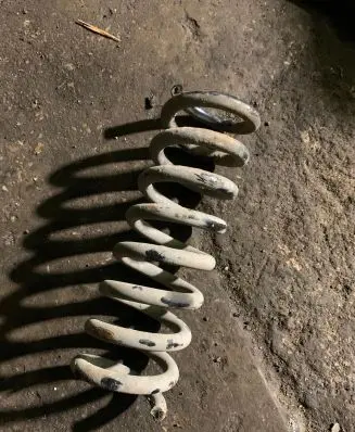 Mercedes-Benz C W203 Rear coil spring