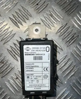 Nissan X-Trail T30 Door central lock control unit/module 285963Y50 5WK46472B