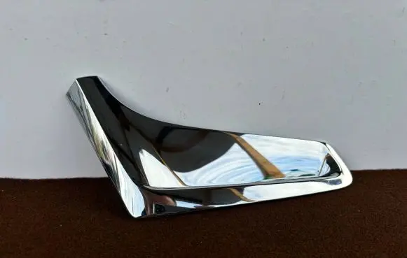BMW 7 G11 G12 Front arch trim 51137347378