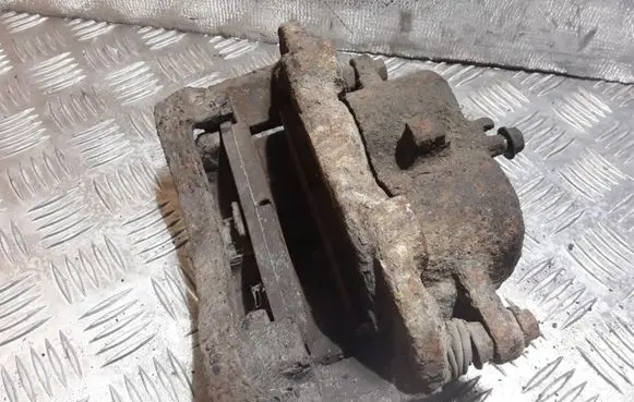 Ford Maverick Front brake caliper