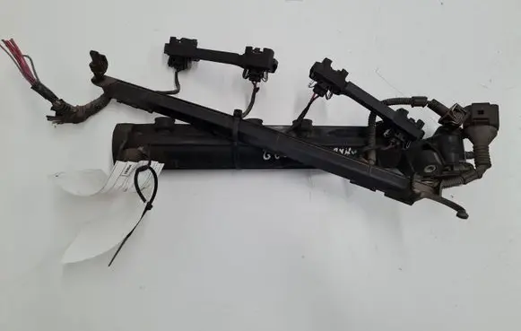 Volkswagen Golf IV Fuel main line pipe 06A133317A 06A971824C