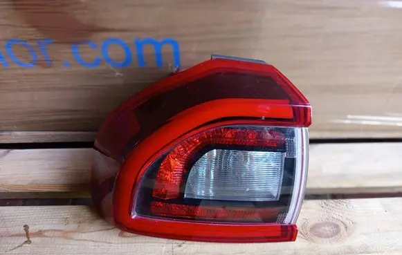 Rear/tail lights