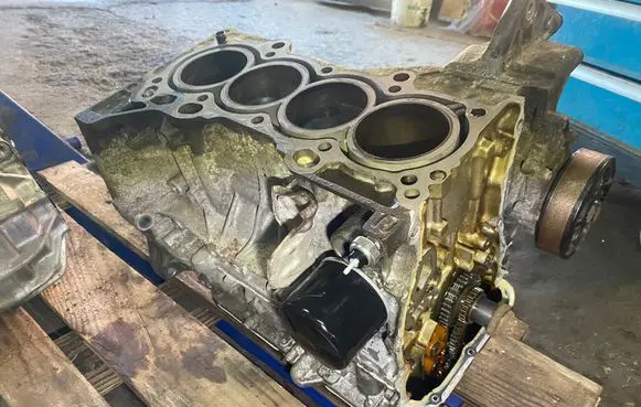 Honda Accord Engine block K20Z2 3017179