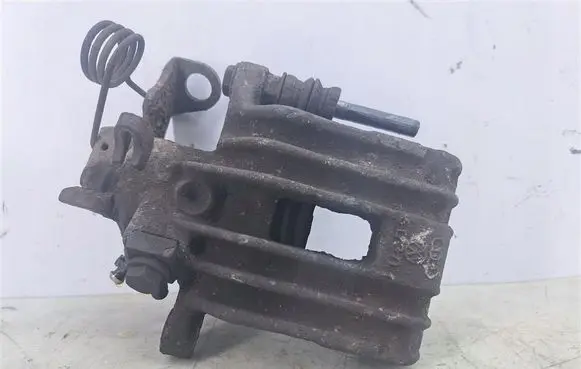 Volkswagen Golf IV Rear brake caliper