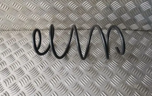 Volkswagen Polo V 6R Front coil spring 