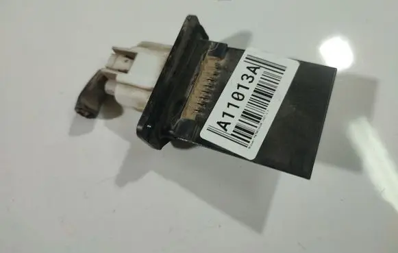 Nissan Pathfinder R51 Heater blower motor/fan resistor