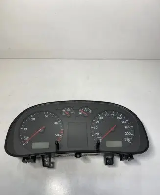 Volkswagen Golf IV Speedometer (instrument cluster) 1J0920805E 0263628002