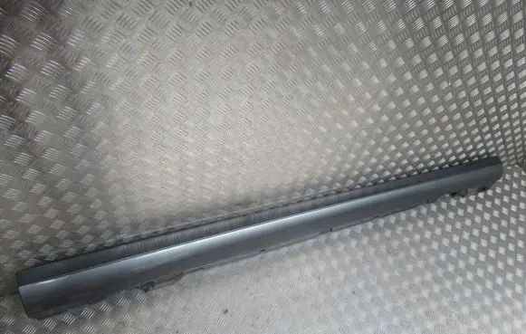 Mercedes-Benz E W213 side skirts sill cover 