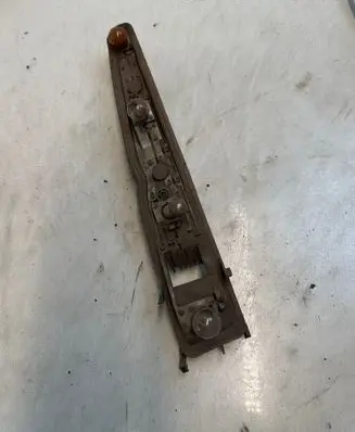 Opel Meriva A Tail light bulb cover holder 321