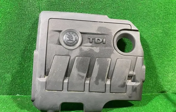 Skoda Superb B6 (3T) Engine cover (trim) SUPERBOCTAVIA