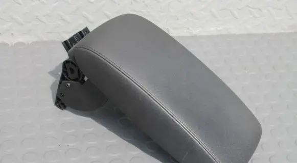 Suzuki Vitara (LY) Armrest 