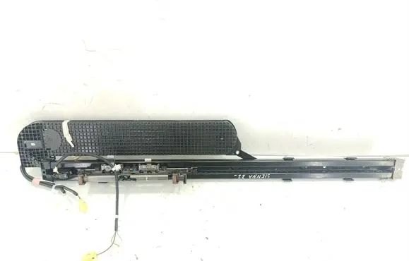 Toyota Sienna XL40 IV Sliding door bottom rail Y002B11L09013721
