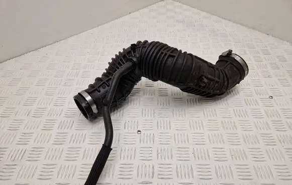 Renault Espace IV Air intake duct part 8200586979