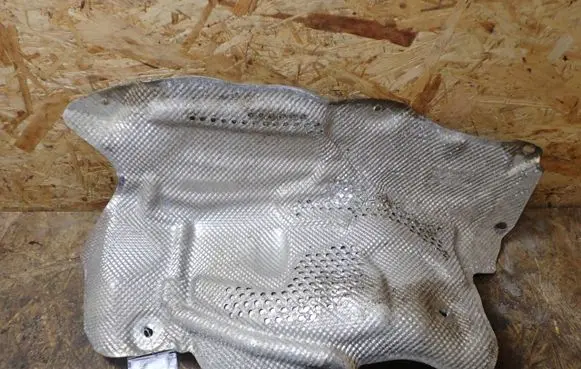Mercedes-Benz GL X166 Exhaust heat shield A1666821600