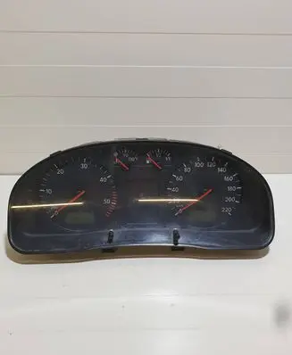 Volkswagen PASSAT B5 Speedometer (instrument cluster) 3B1919860C 110008919017 G750669H