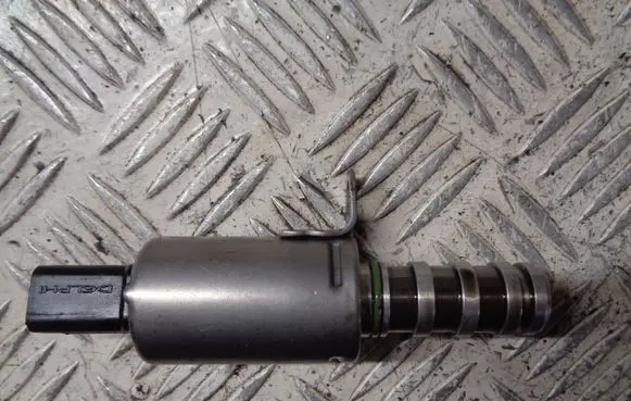 Citroen C4 Cactus Camshaft vanos timing valve V758776080